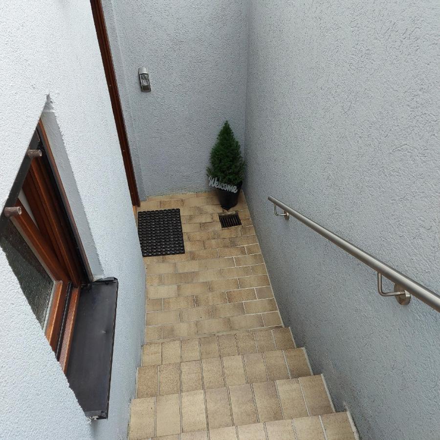 Feels Like Home @ Eppinger Remseck am Neckar Extérieur photo
